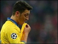 ����� ����