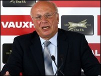 ���� ����