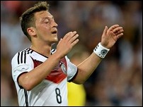 ����� ����