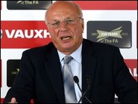 ���� ����