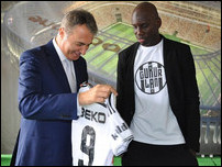 ����� ��