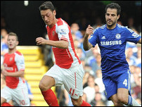 ����� ����