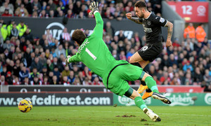 ����� ����