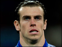 ����� ����