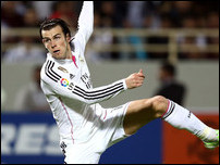 ����� ����