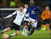 ����� ����