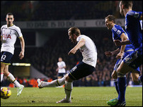 ����� ����