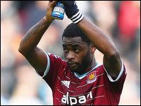 ����� ����