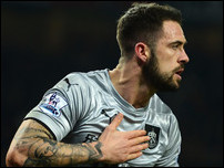 ����� ����