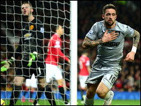 ����� ����