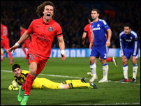 ����� ����