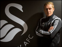 ����� ����