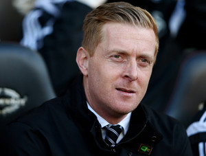 ����� ����