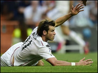 ����� ����