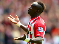 ����� ����