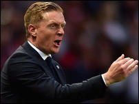 ����� ����