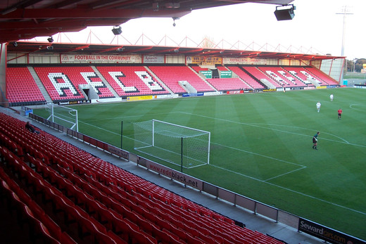 Дин Корт - домашний стадион Борнмута Дин Корт - домашний стадион Борнмута