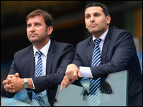 ����� ����