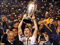 ����� ���