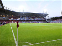 ����� ����