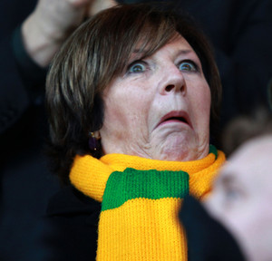 ����� ����