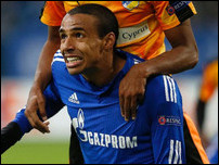 ����� �����