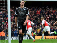 ������ ���