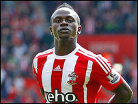 ����� ����