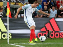 ����� ����