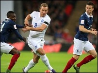 ����� ����