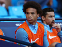 ����� ����