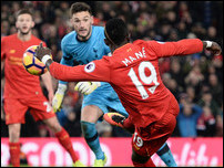 ����� ����