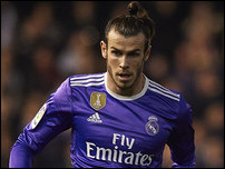 ����� ����