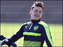 ����� ����