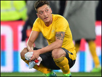 ����� ����