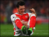 ����� ����