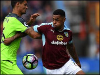 ����� ����