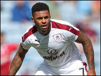 ����� ����