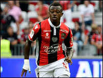 ���-������ ����