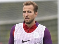 ����� ����