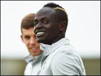 ����� ����