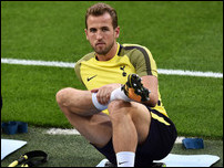 ����� ����