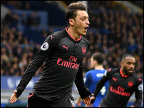 ����� ����