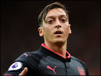 ����� ����