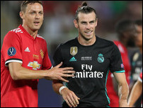 ����� ����