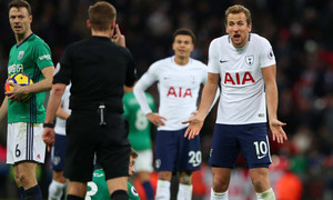 ����� ����