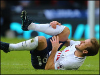 ����� ����