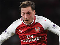 ����� ����