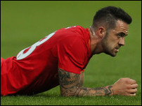 ����� ����