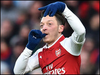 ����� ����